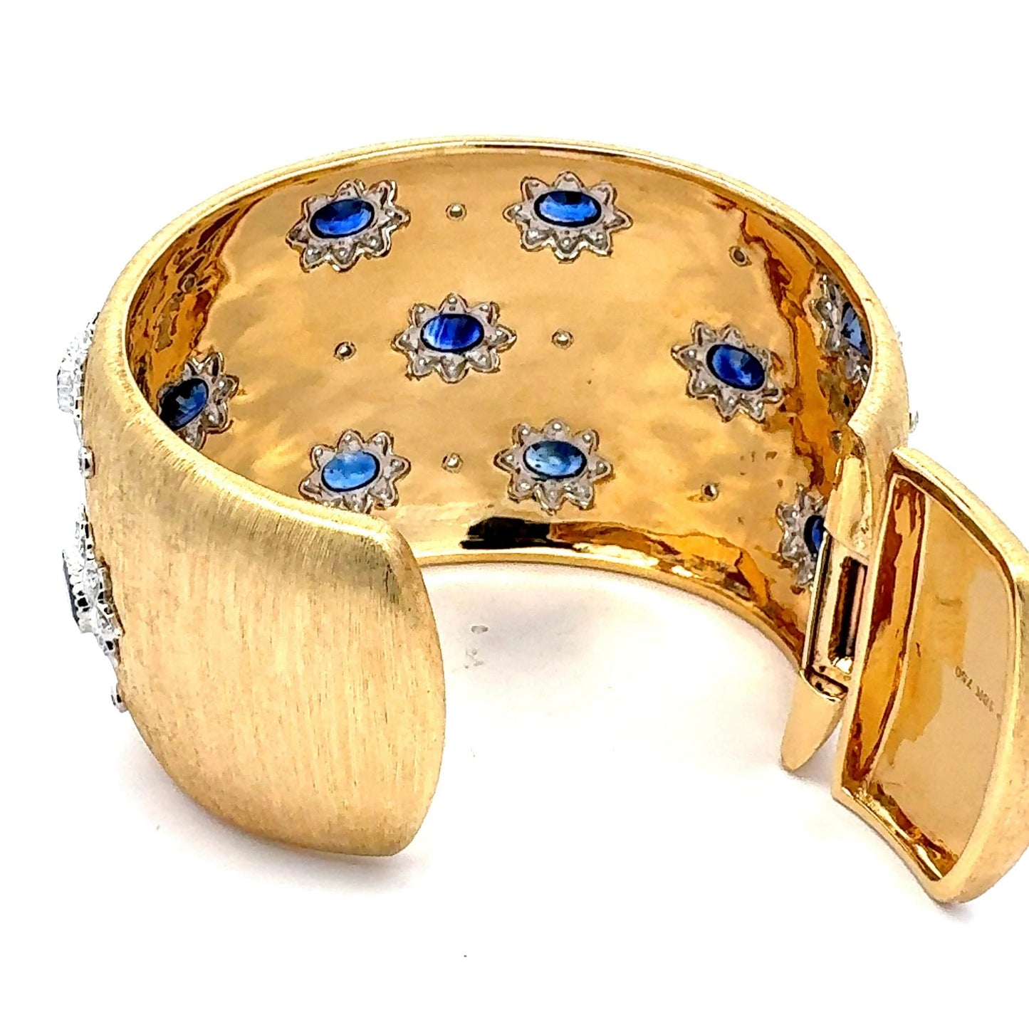 Important Private Estate Italian Style 14.25 cttw Sapphire & Diamond Wide Bangle 14444